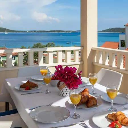 Bella Vista Apartamento *